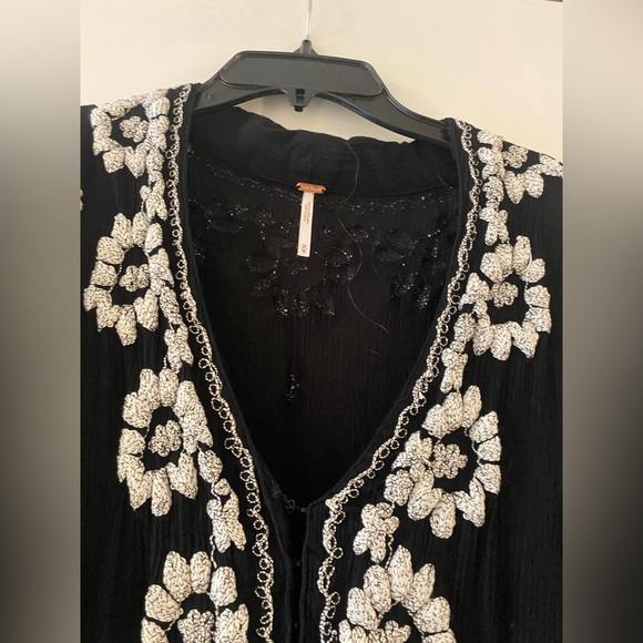 Free People Black Floral Embroidered Fable MIDI Dress - Picture 2 of 10